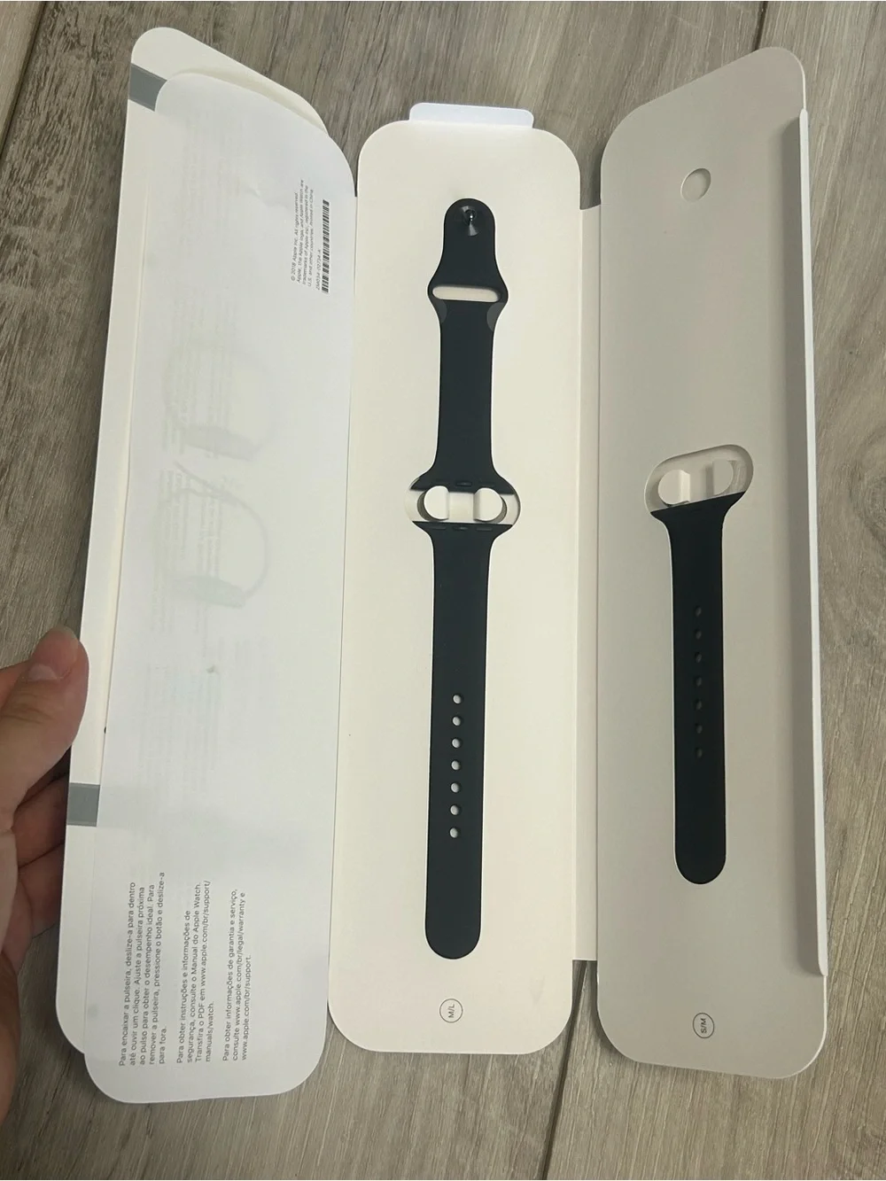 Apple sport band